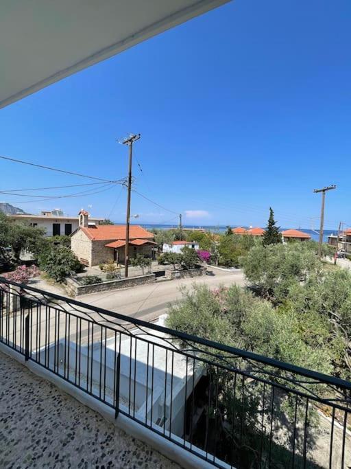 Eirini House Apartment Leonidio Exterior photo